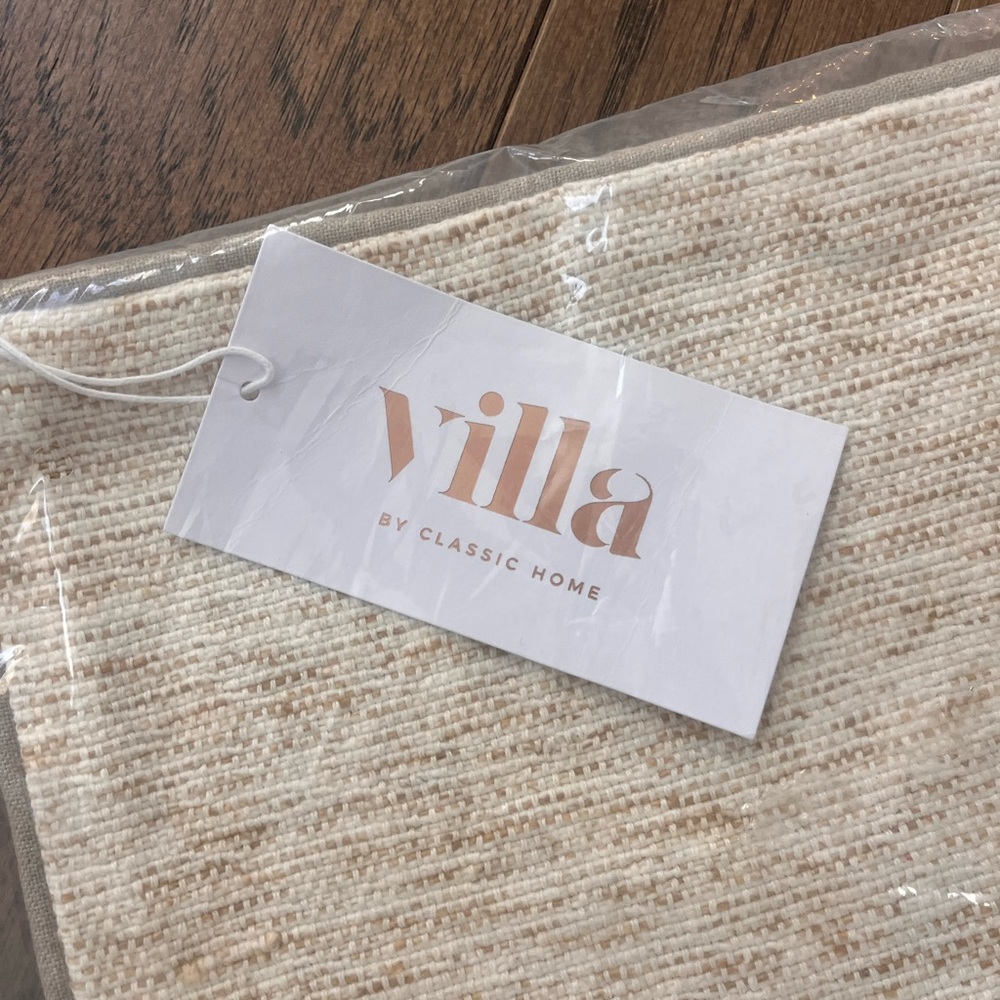 Villa by Classic Home from Pottery Barn Ivory/Natural 22x22 pillow cover - Picture 3 of 6